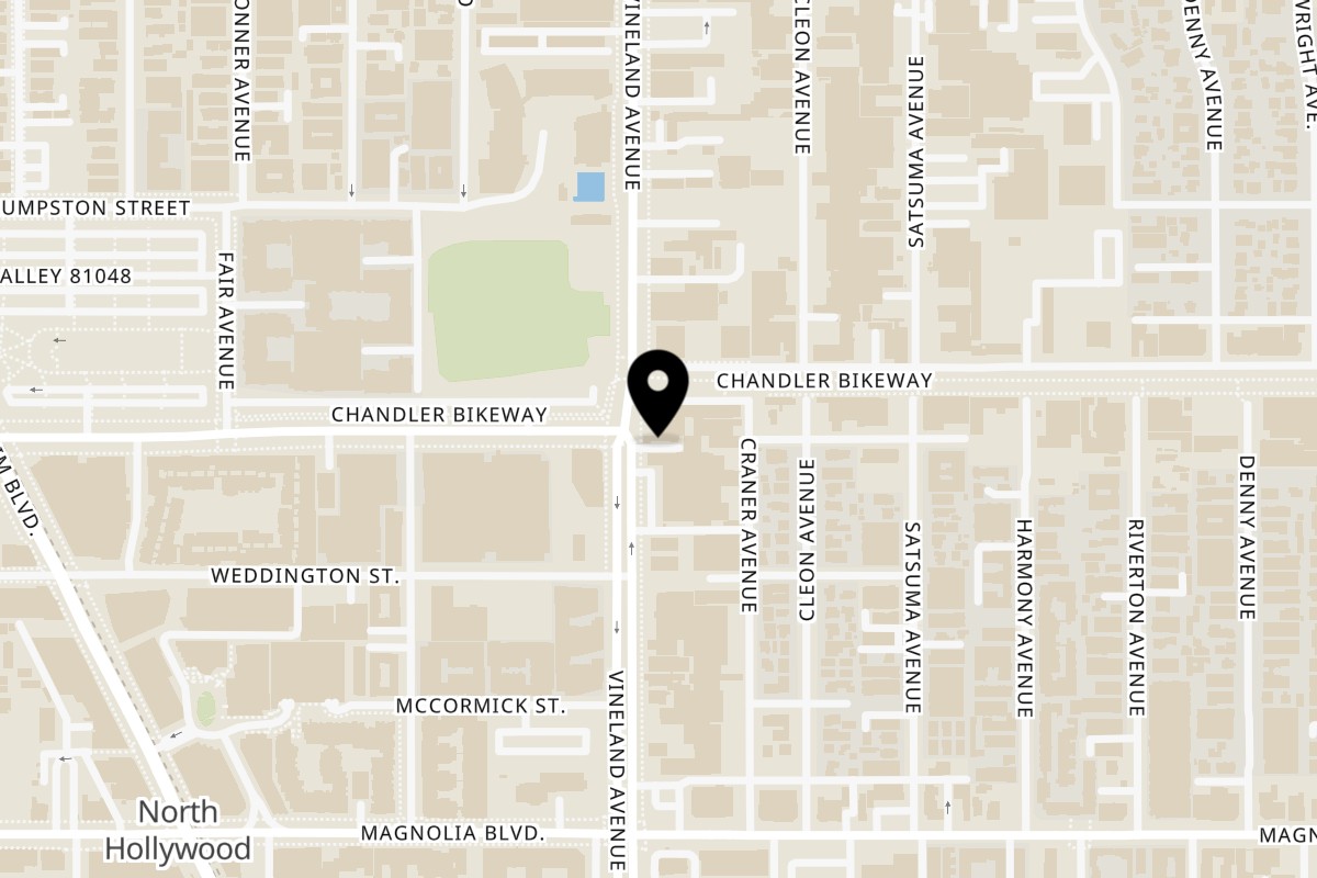 Map showing the location of The Great White Hut North Hollywood on 5342 Vineland Ave in North Hollywood